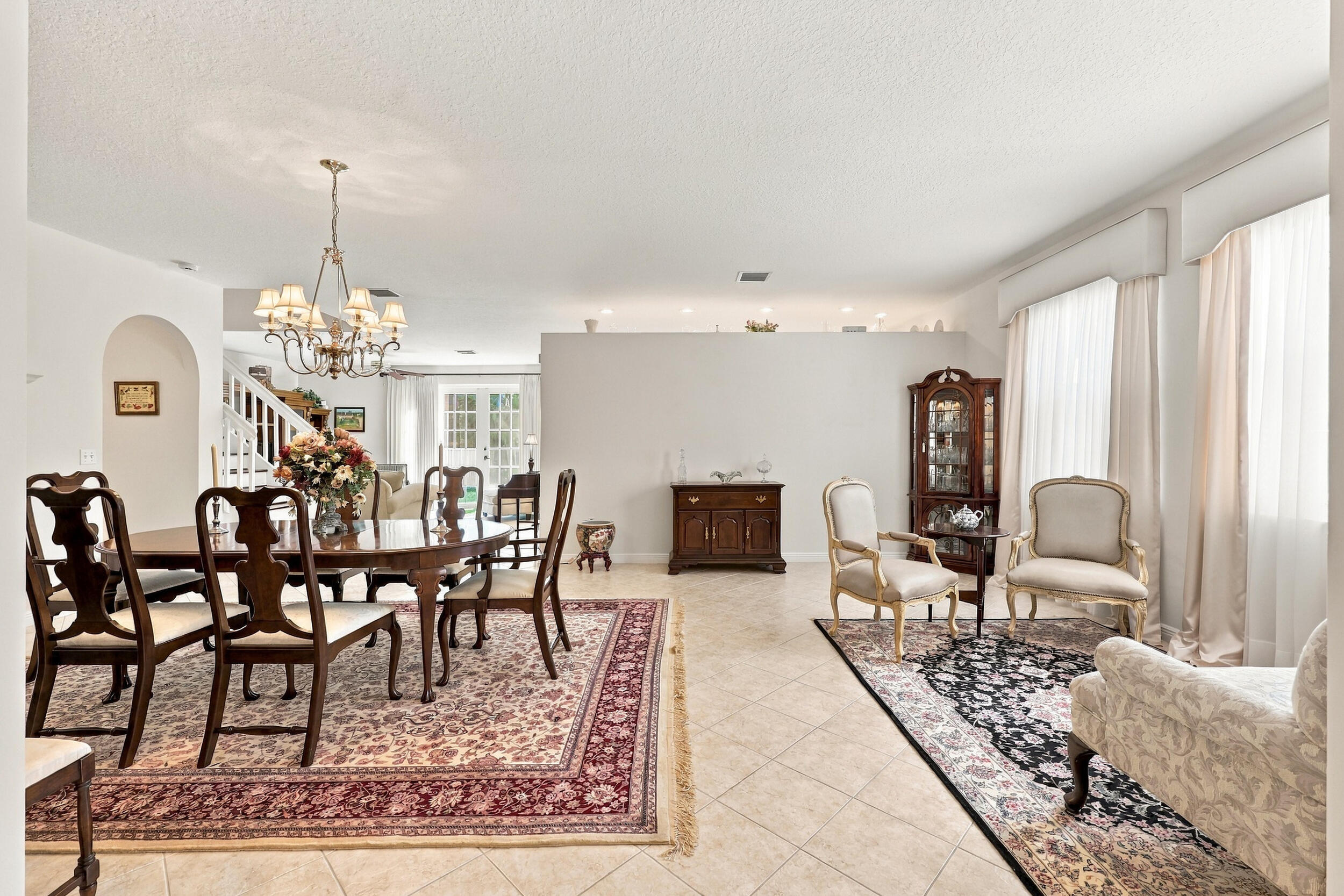 Properties 6346 Stonehurst Circle