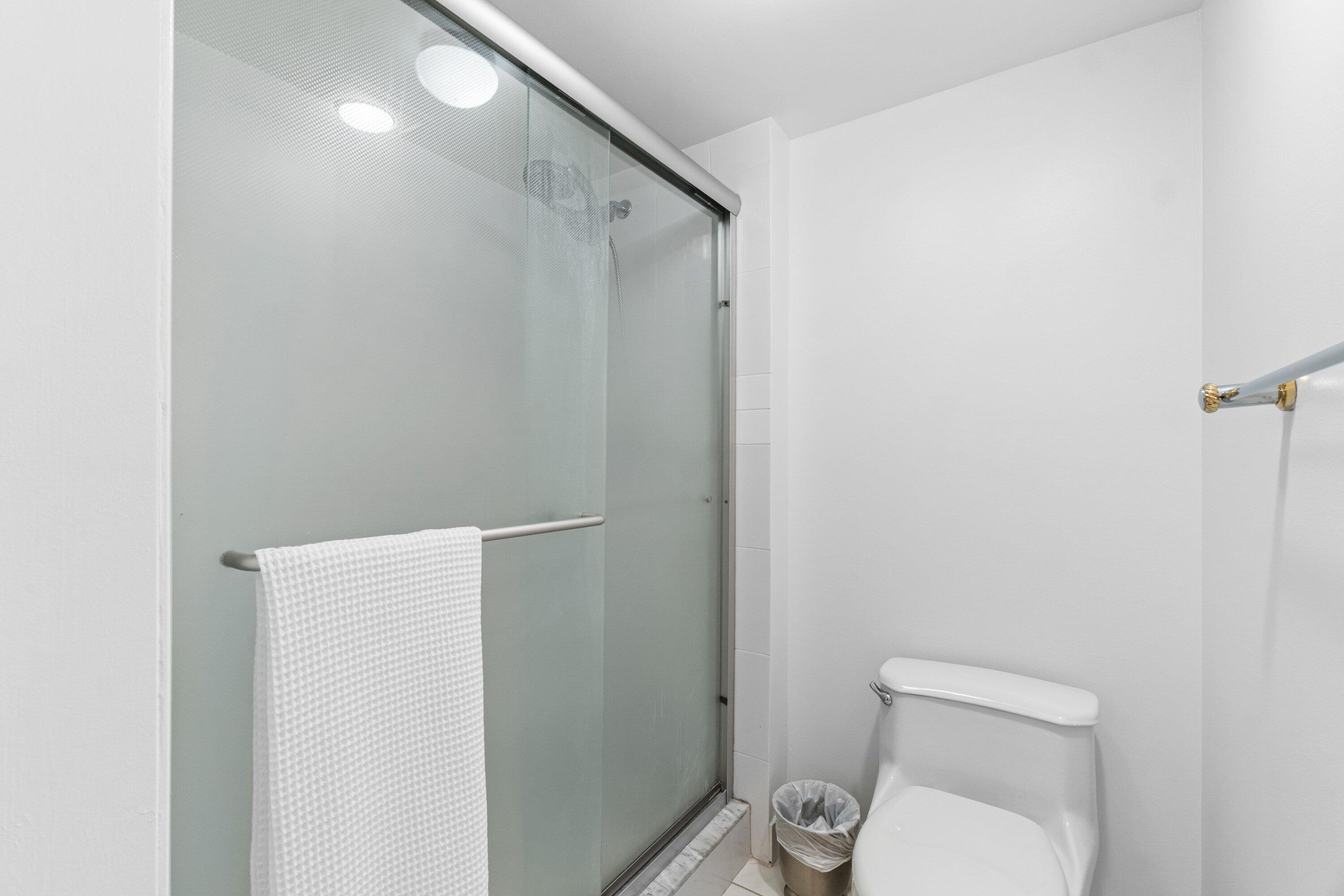 LA RESIDENCE CONDO - Residential