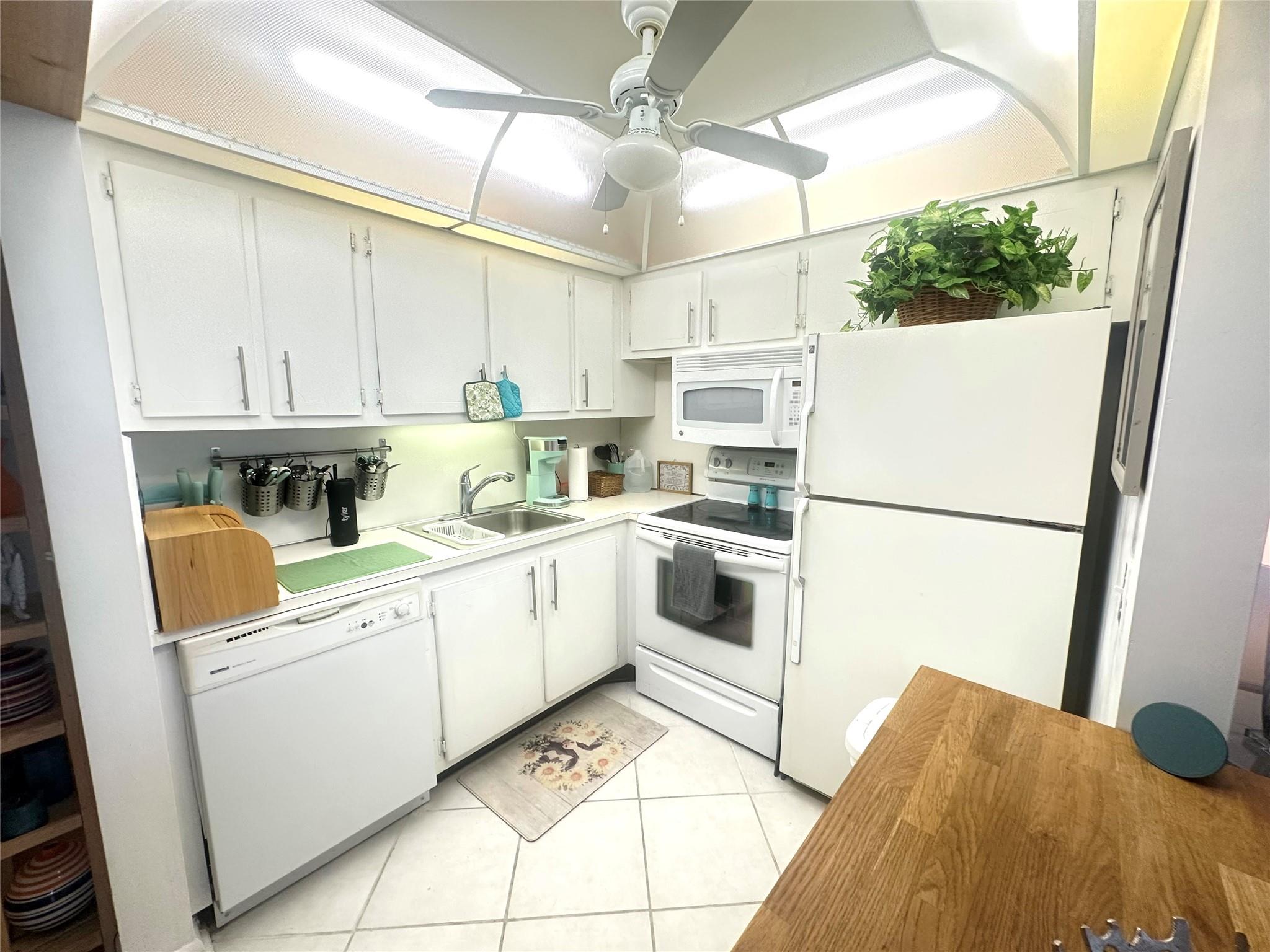 Century Village East - Residential