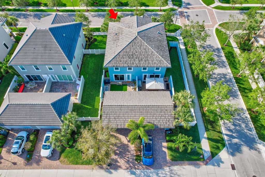 Photo of 1073 N Prescott Drive, Jupiter, FL 33458 (MLS # R10967330)