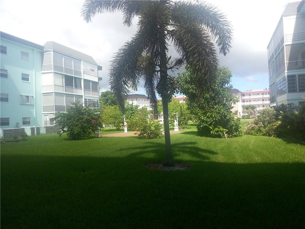 EMERALD CONDO - Residential