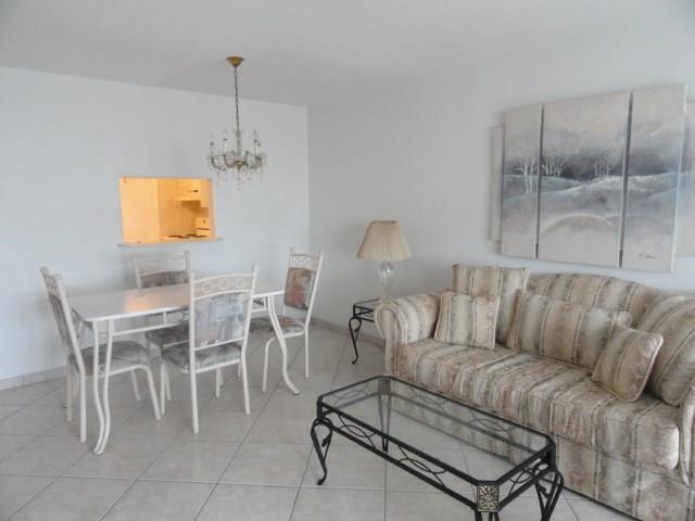 EMERALD CONDO - Residential