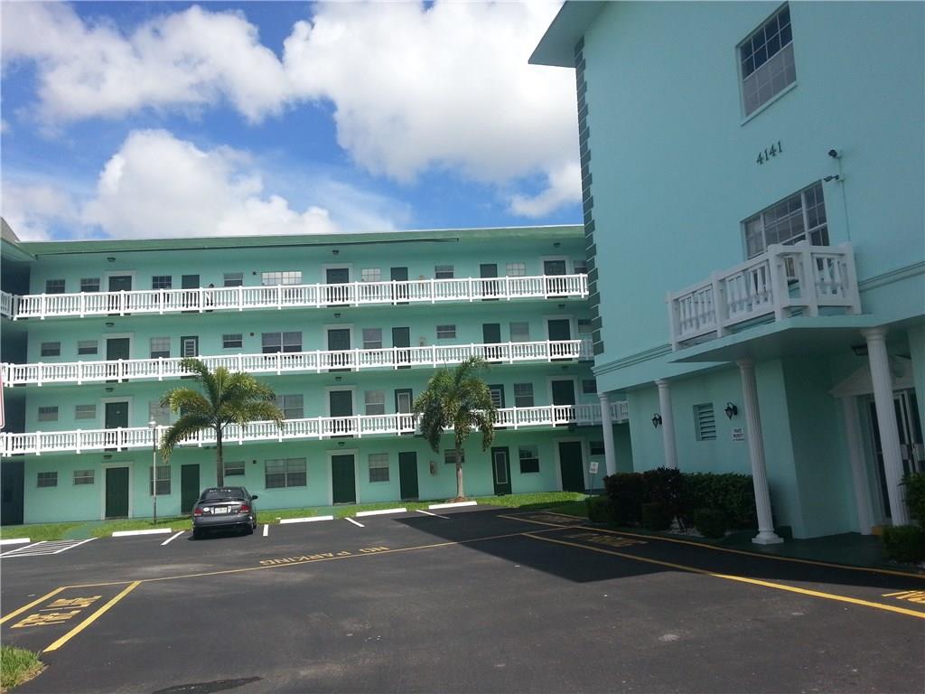 EMERALD CONDO - Residential