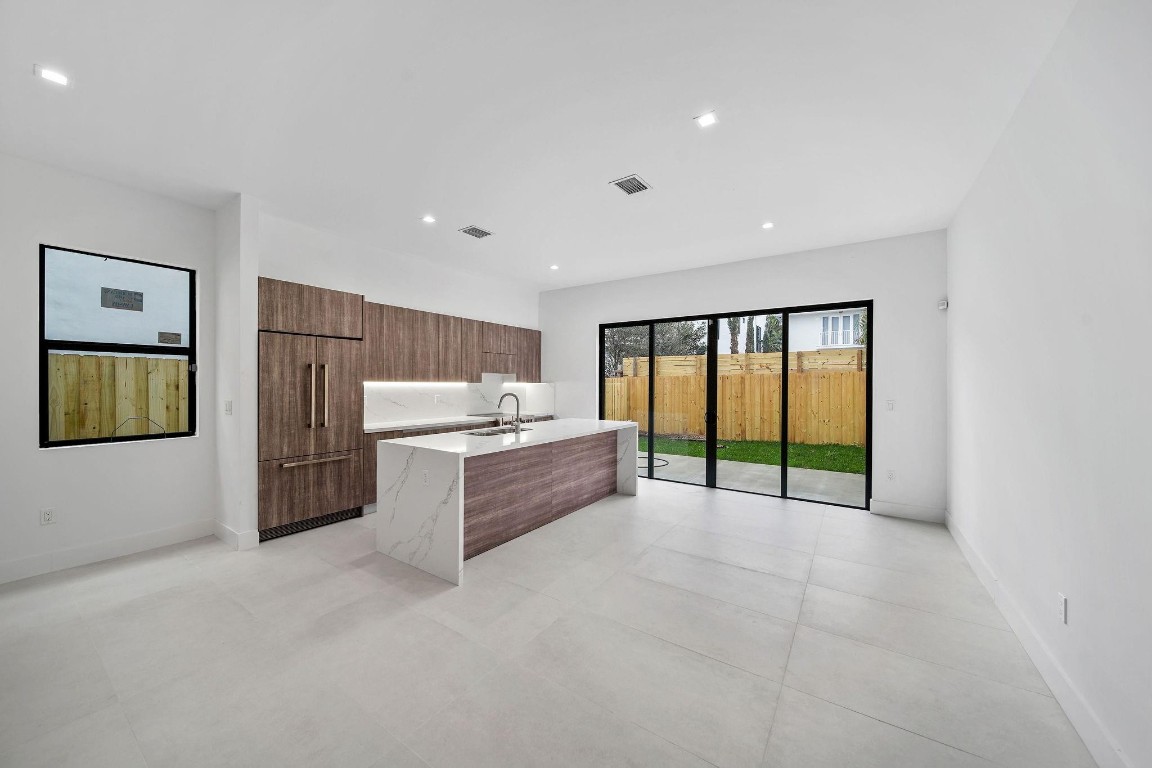 3235 Percival Avenue 2