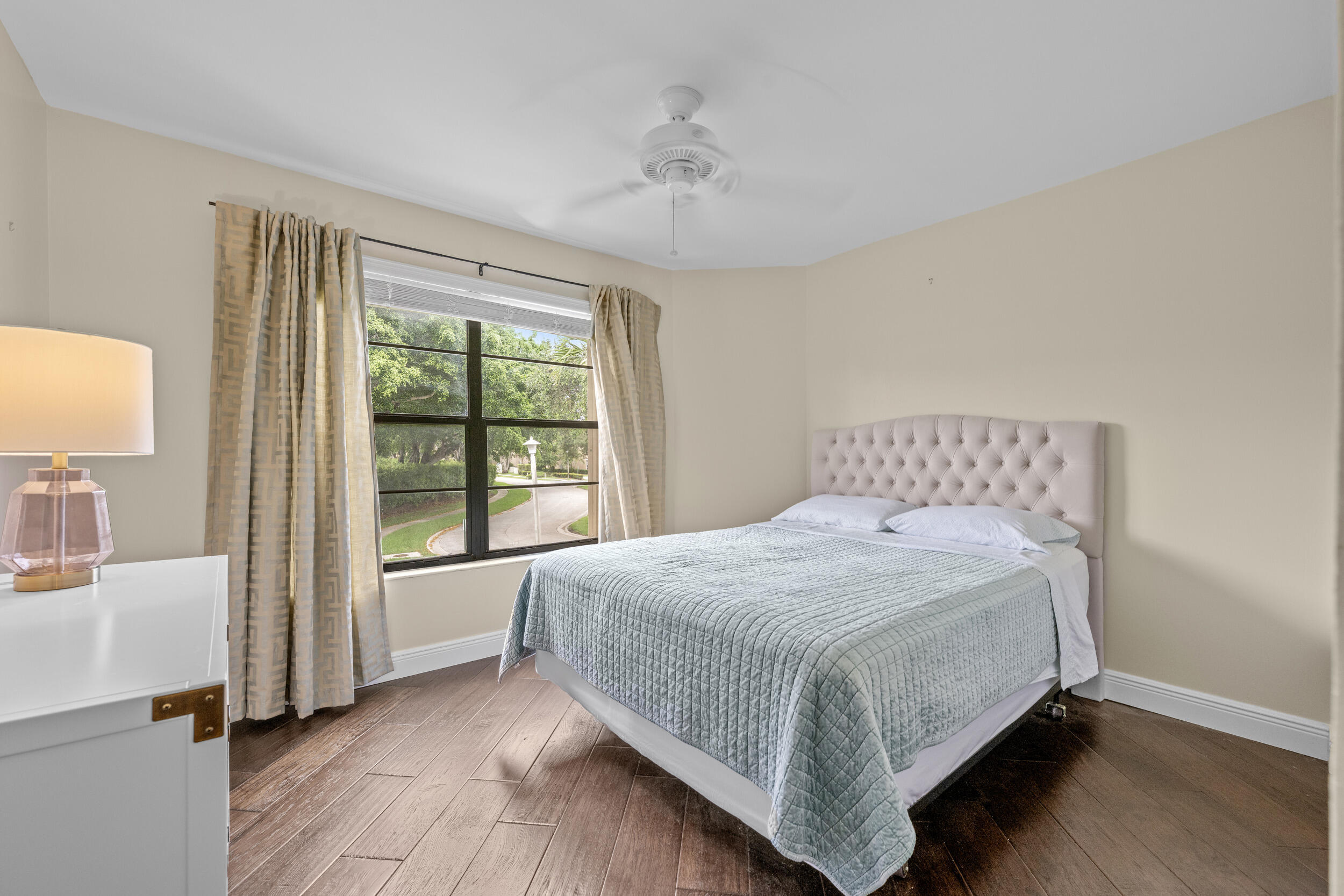 VILLA SONRISA CONDO - Residential