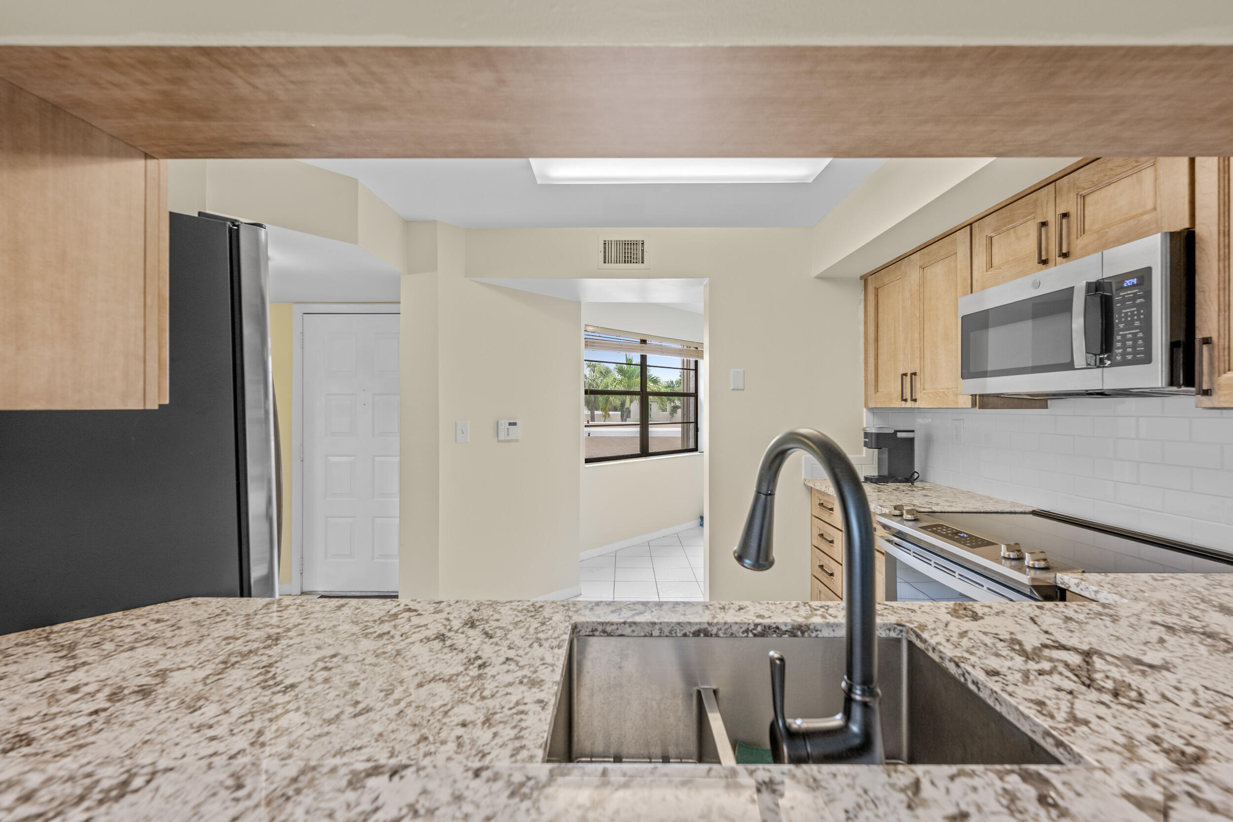 VILLA SONRISA CONDO - Residential