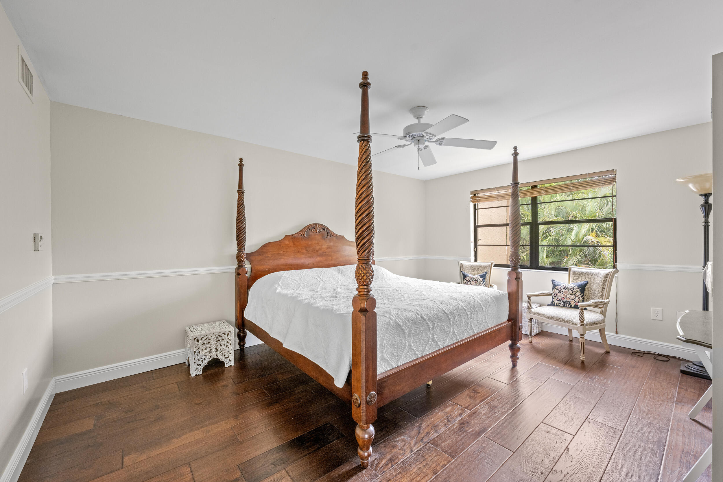 VILLA SONRISA CONDO - Residential