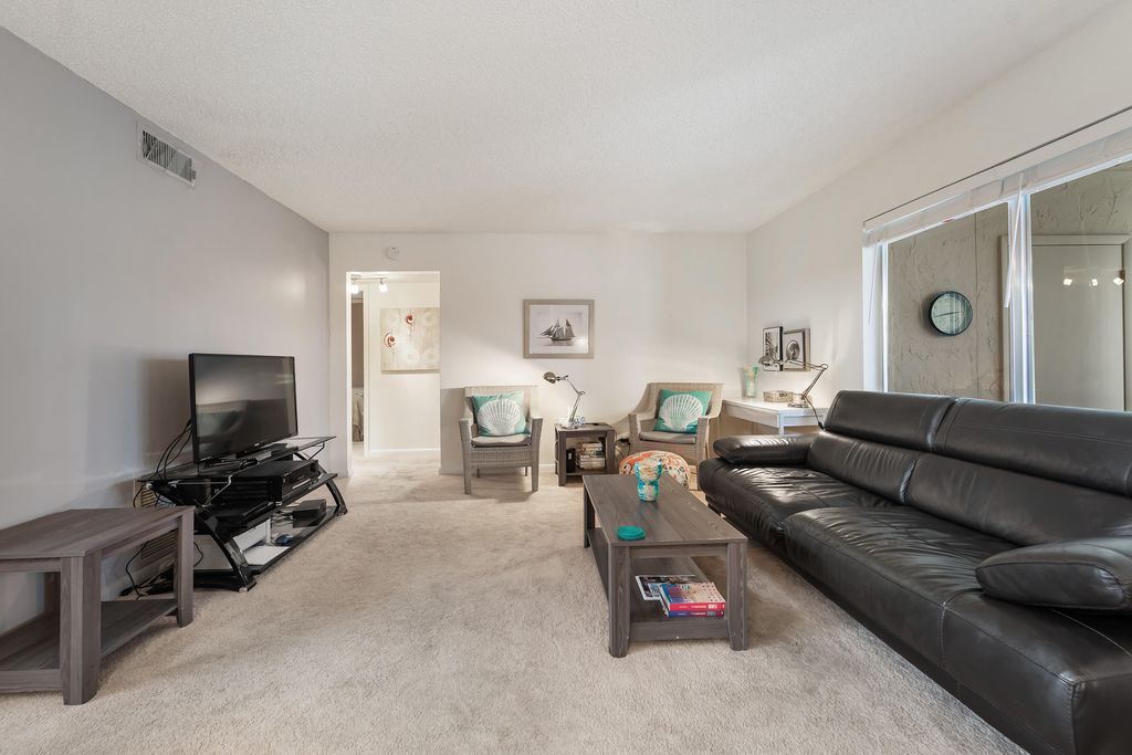 Photo of 429 Pine Glen Lane #D-2, Greenacres, FL 33463 (MLS # R10959327)