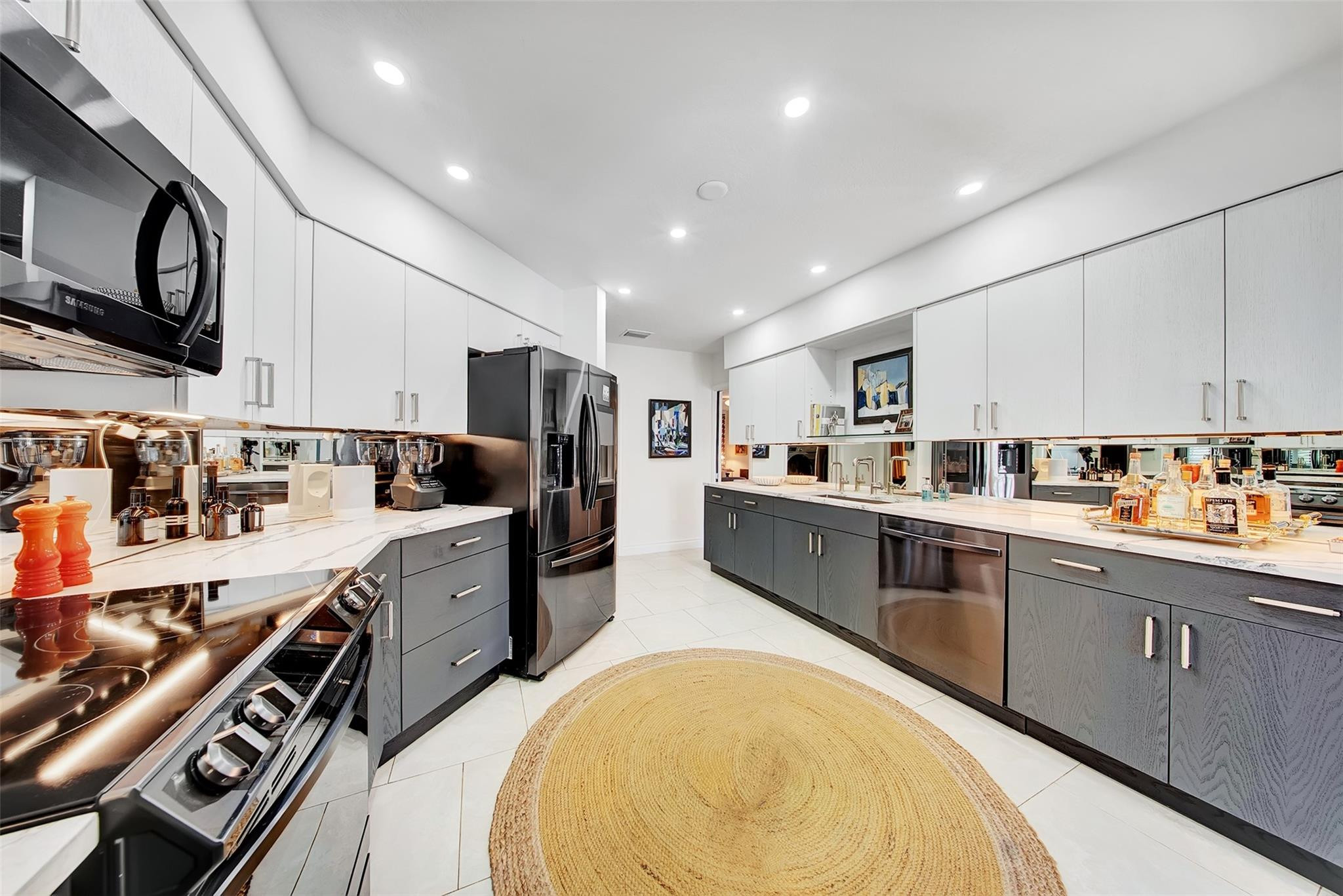 CORAL POINT - Residential