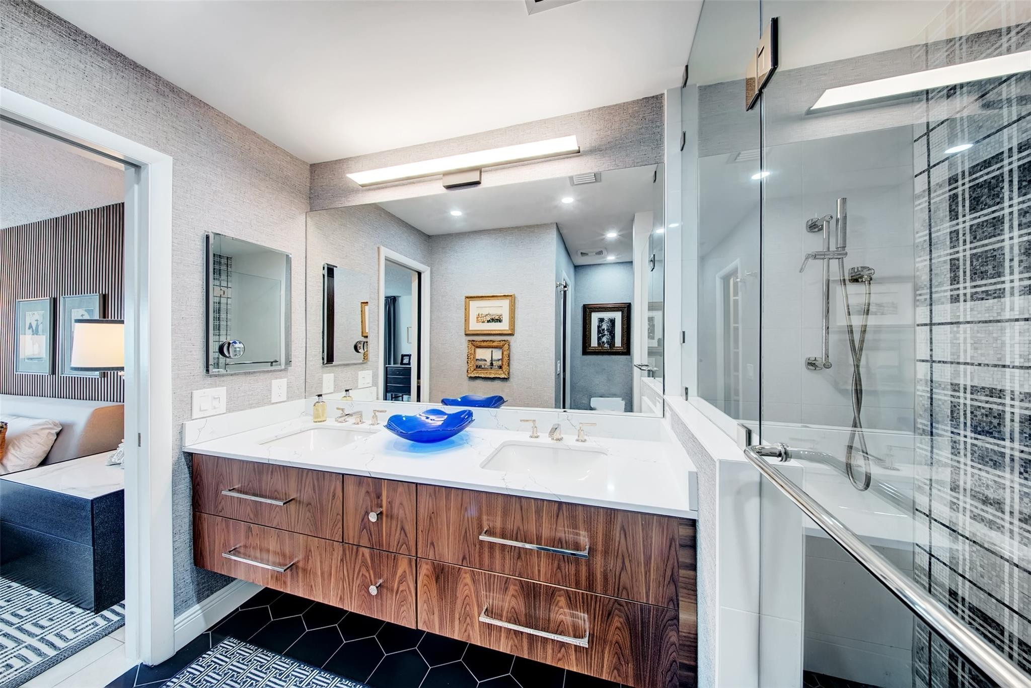 CORAL POINT - Residential