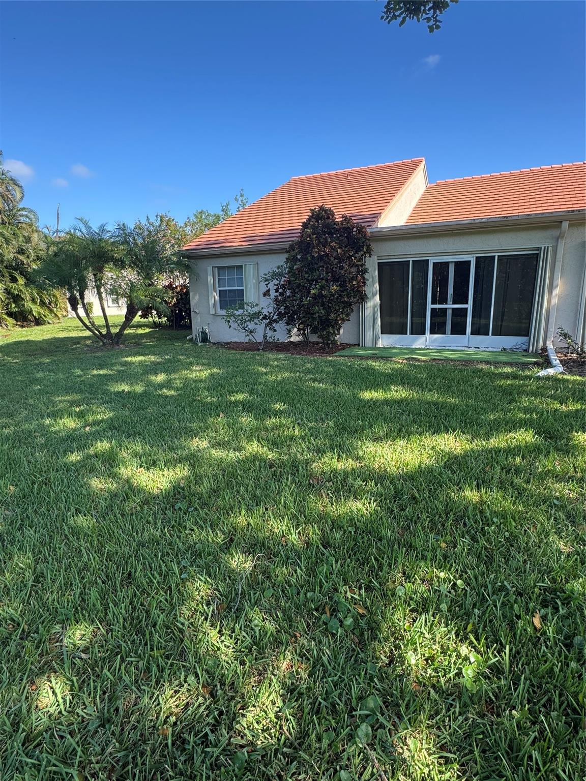 7940 Sandy Pointe Dr