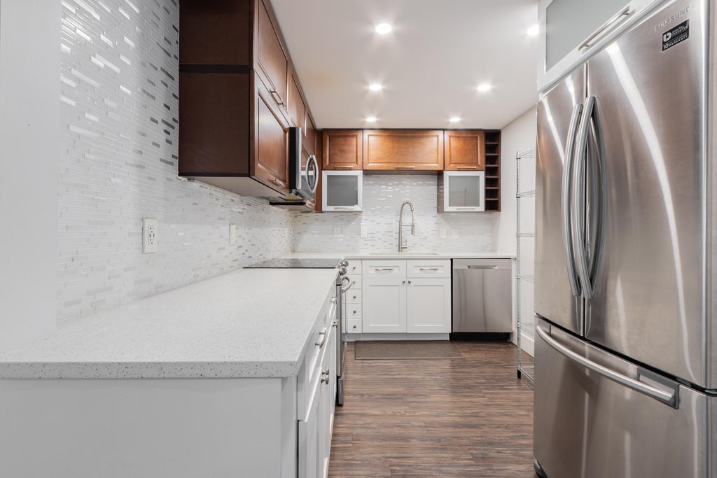 Photo of 7000 NW 17TH Street #419, Plantation, FL 33313 (MLS # B26078054)