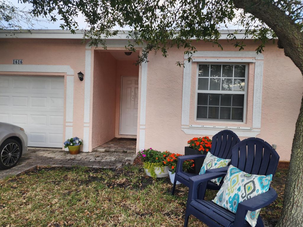Photo of 1616 S Johnson Street, Lake Worth Beach, FL 33460 (MLS # B26000614)