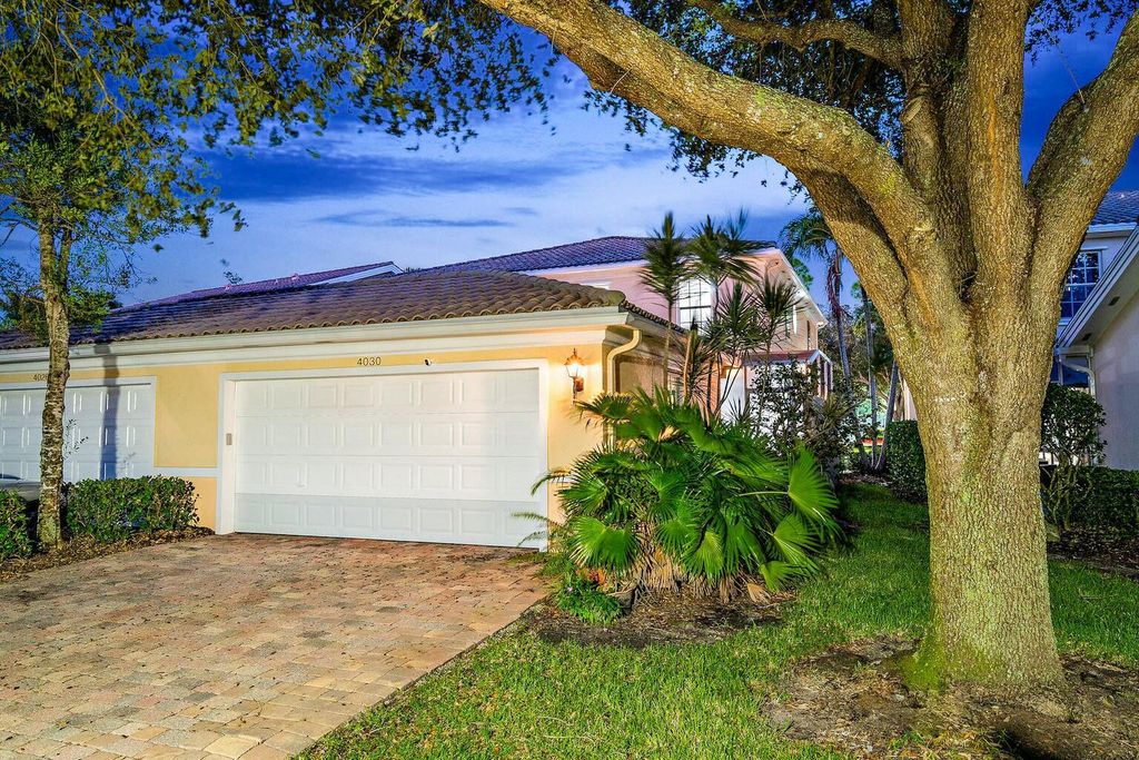 Photo of 4030 Parkside Drive, Jupiter, FL 33458 (MLS # R11047924)