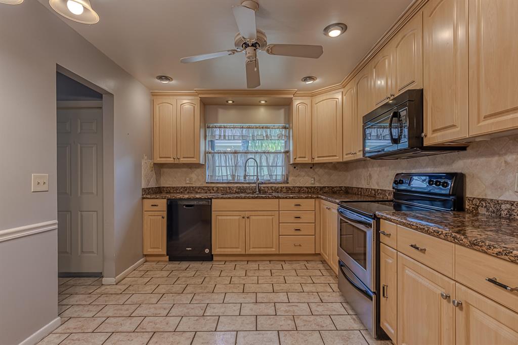 PINE SPRINGS 1 - Residential