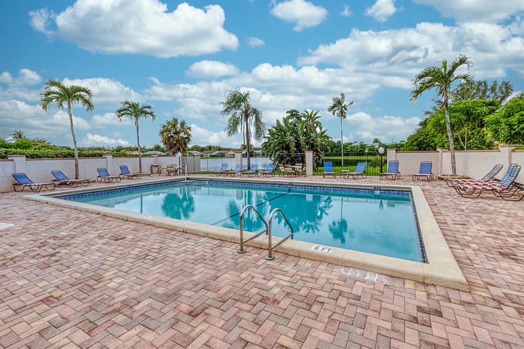 PINE SPRINGS 1 - Residential