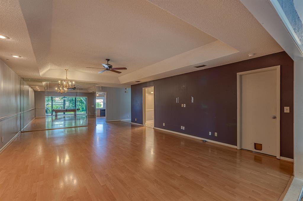 PINE SPRINGS 1 - Residential