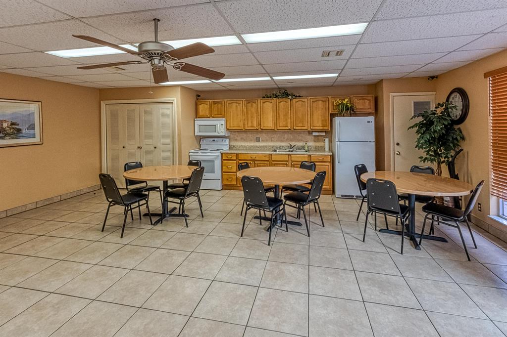 PINE SPRINGS 1 - Residential