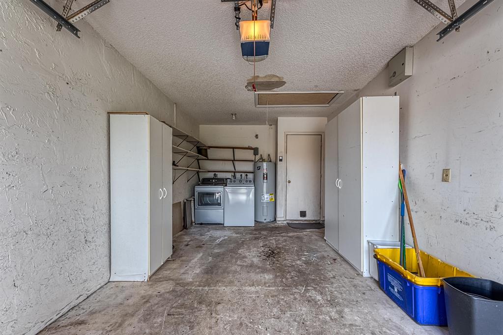 PINE SPRINGS 1 - Residential