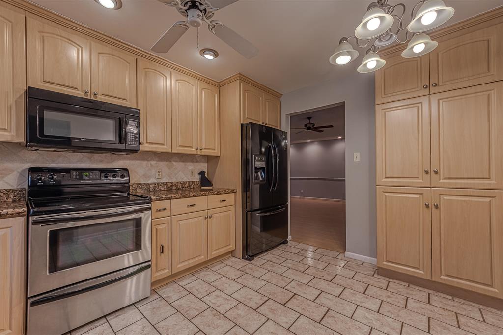 PINE SPRINGS 1 - Residential