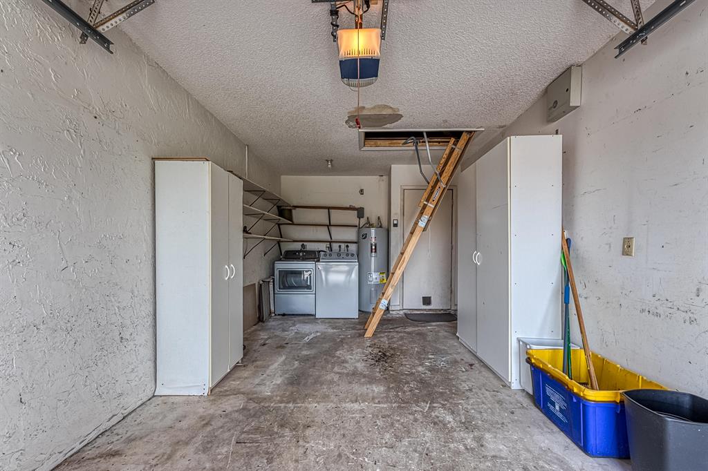 PINE SPRINGS 1 - Residential