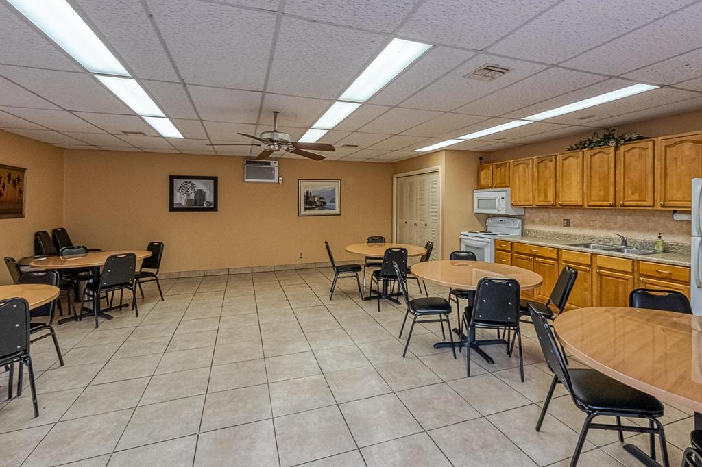 PINE SPRINGS 1 - Residential