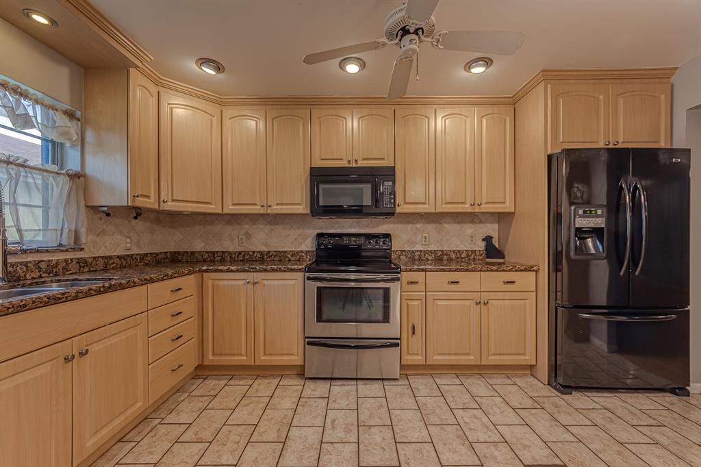 PINE SPRINGS 1 - Residential