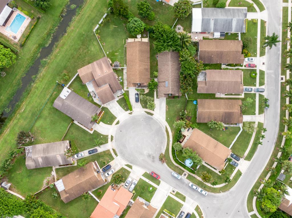 PINE SPRINGS 1 - Residential