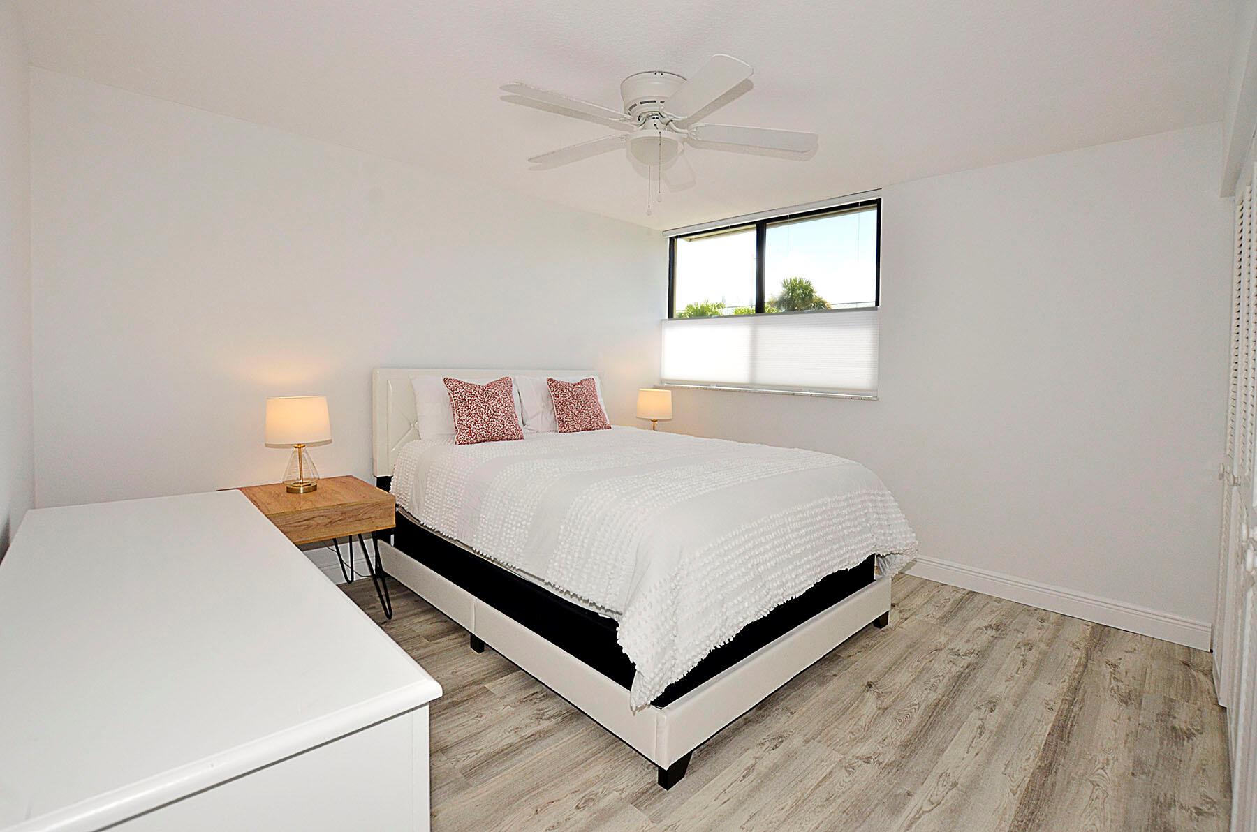 TARPON ISLAND CLUB CONDO - Residential Lease