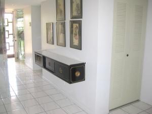 HUNTINGTON LAKES - Residential