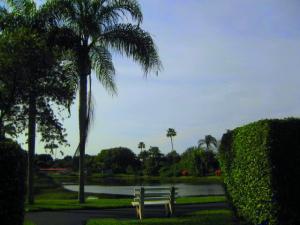 HUNTINGTON LAKES - Residential