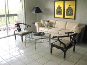 HUNTINGTON LAKES - Residential