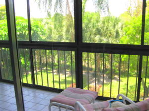 HUNTINGTON LAKES - Residential