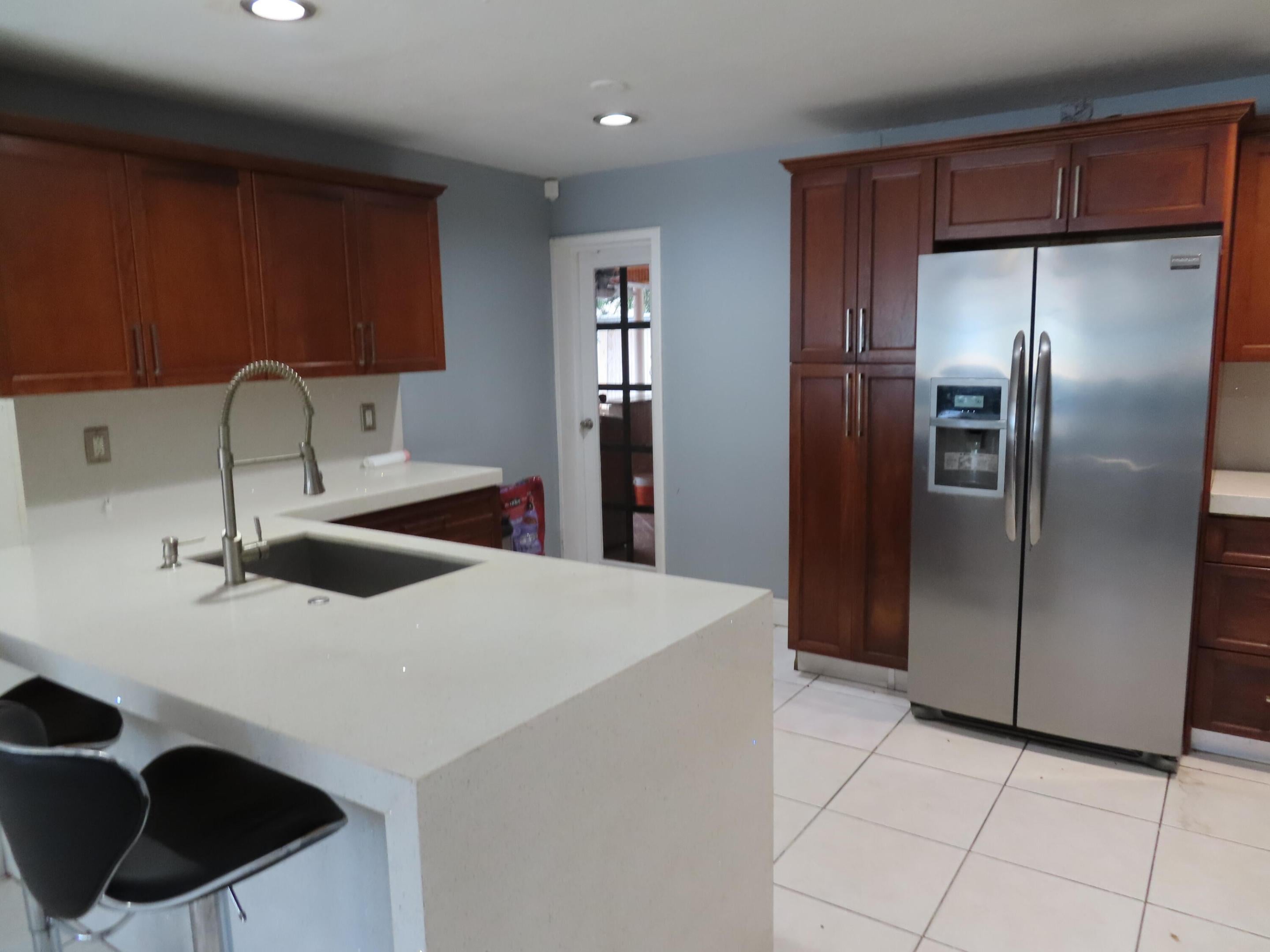 3956 MELALEUCA Lane