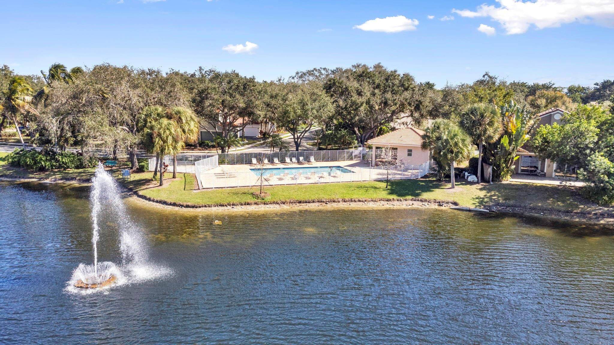 Bridgewater At Plantation - Residential