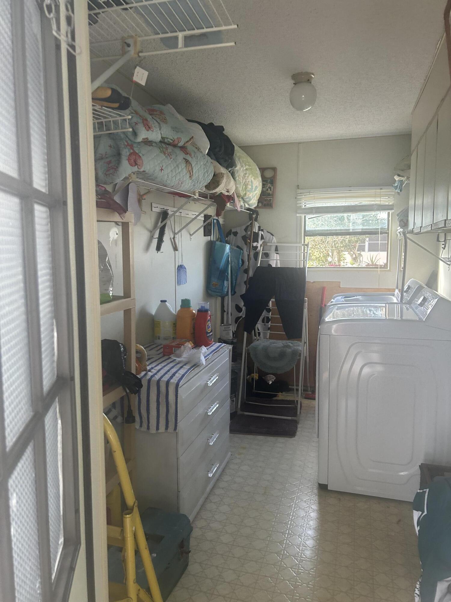 Spanish lakes country club - Residential