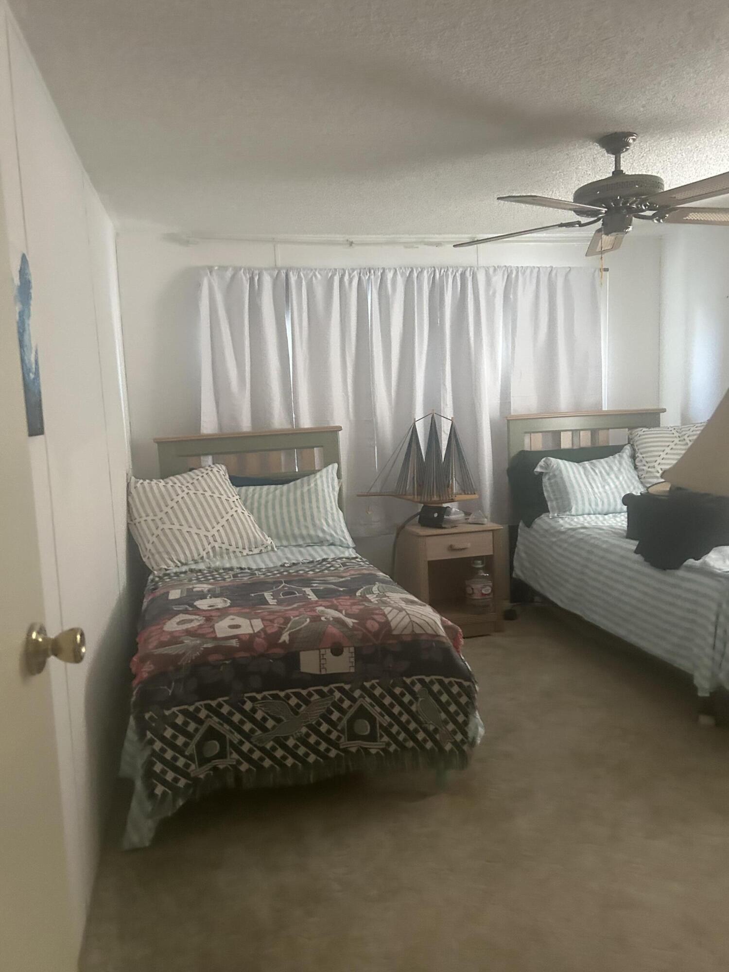 Spanish lakes country club - Residential