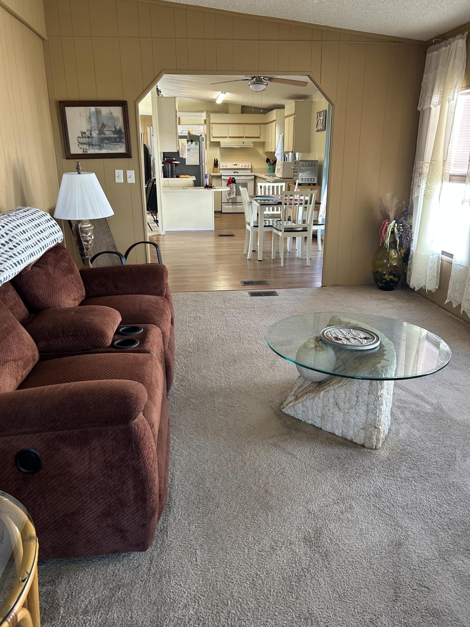 Spanish lakes country club - Residential