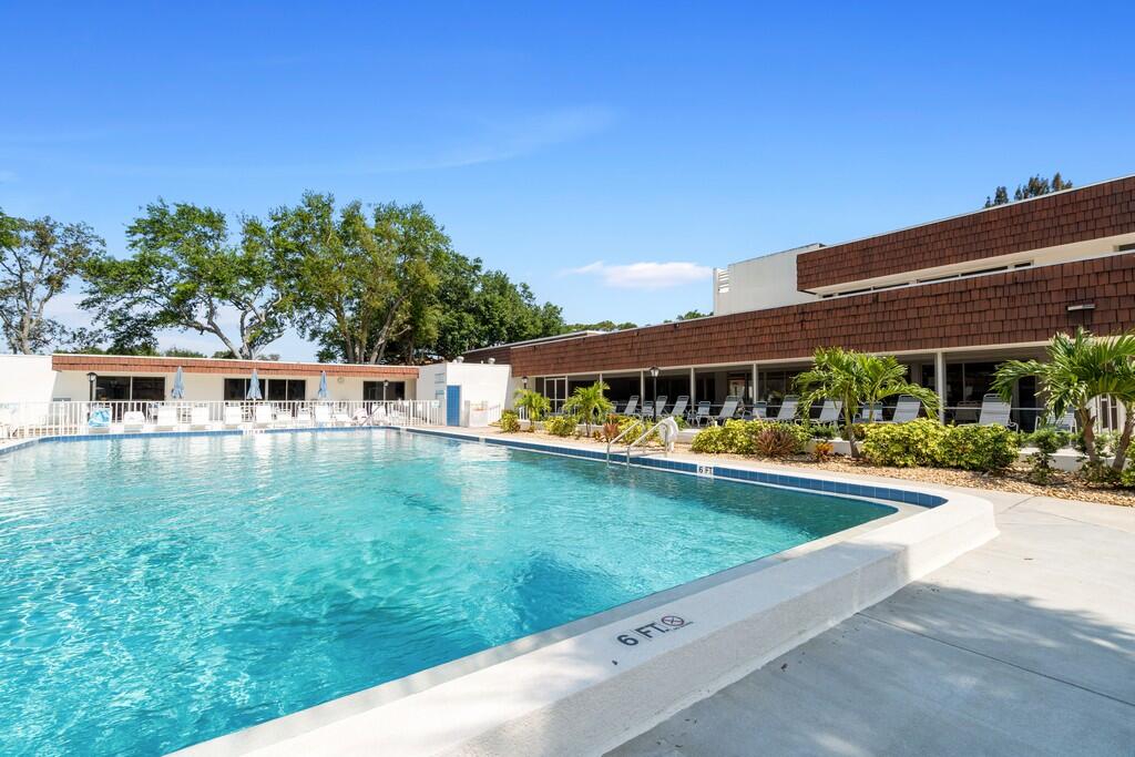 Vista del lago - Residential Lease