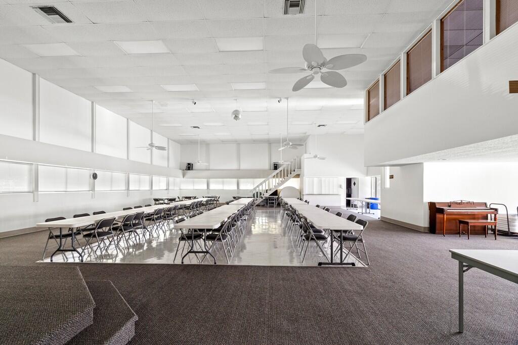 Vista del lago - Residential Lease