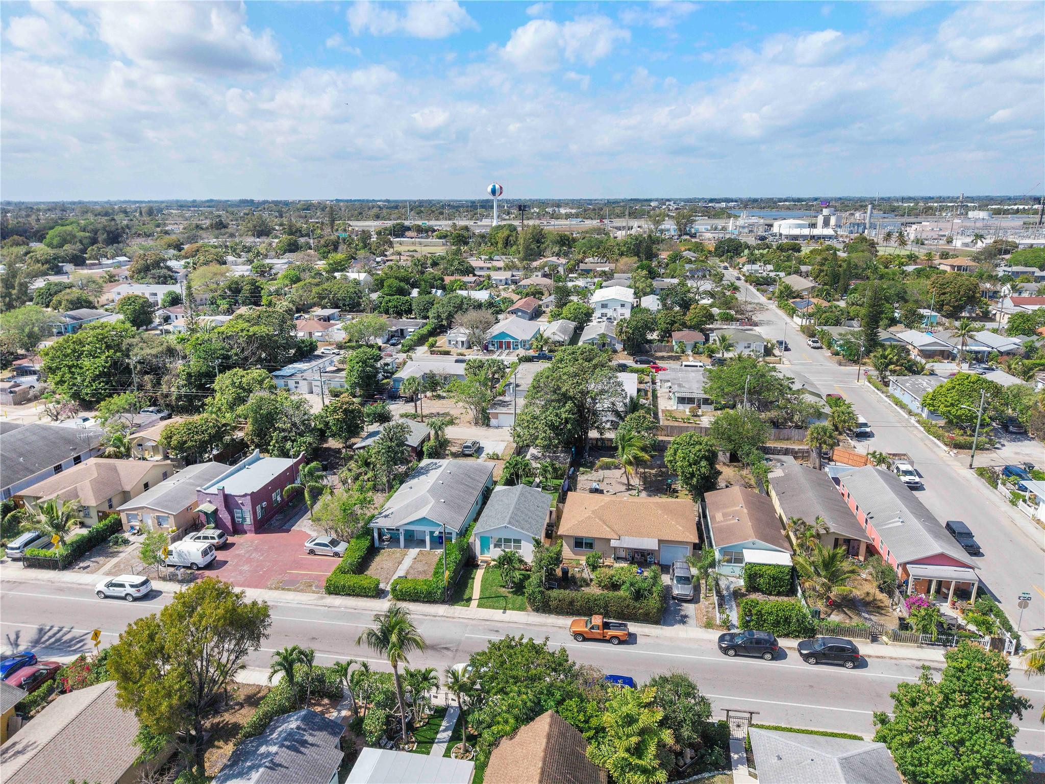 LAKE WORTH TOWN OF - Residential