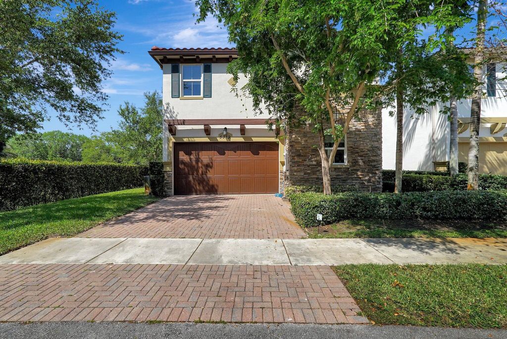 Photo of 5319 Falcon Trail, Davie, FL 33314 (MLS # R11072669)