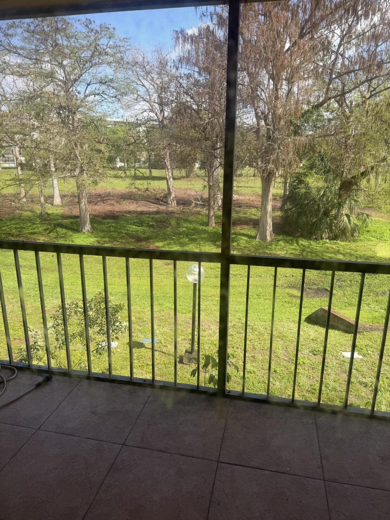 MANORS TOWNHOUSE - Residential Lease