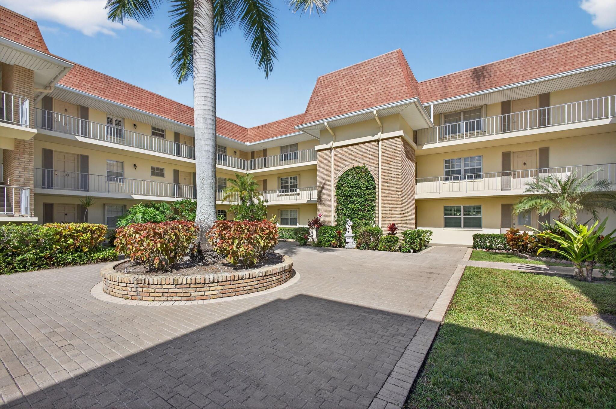 TAMBERLANE 3 CONDO - Residential