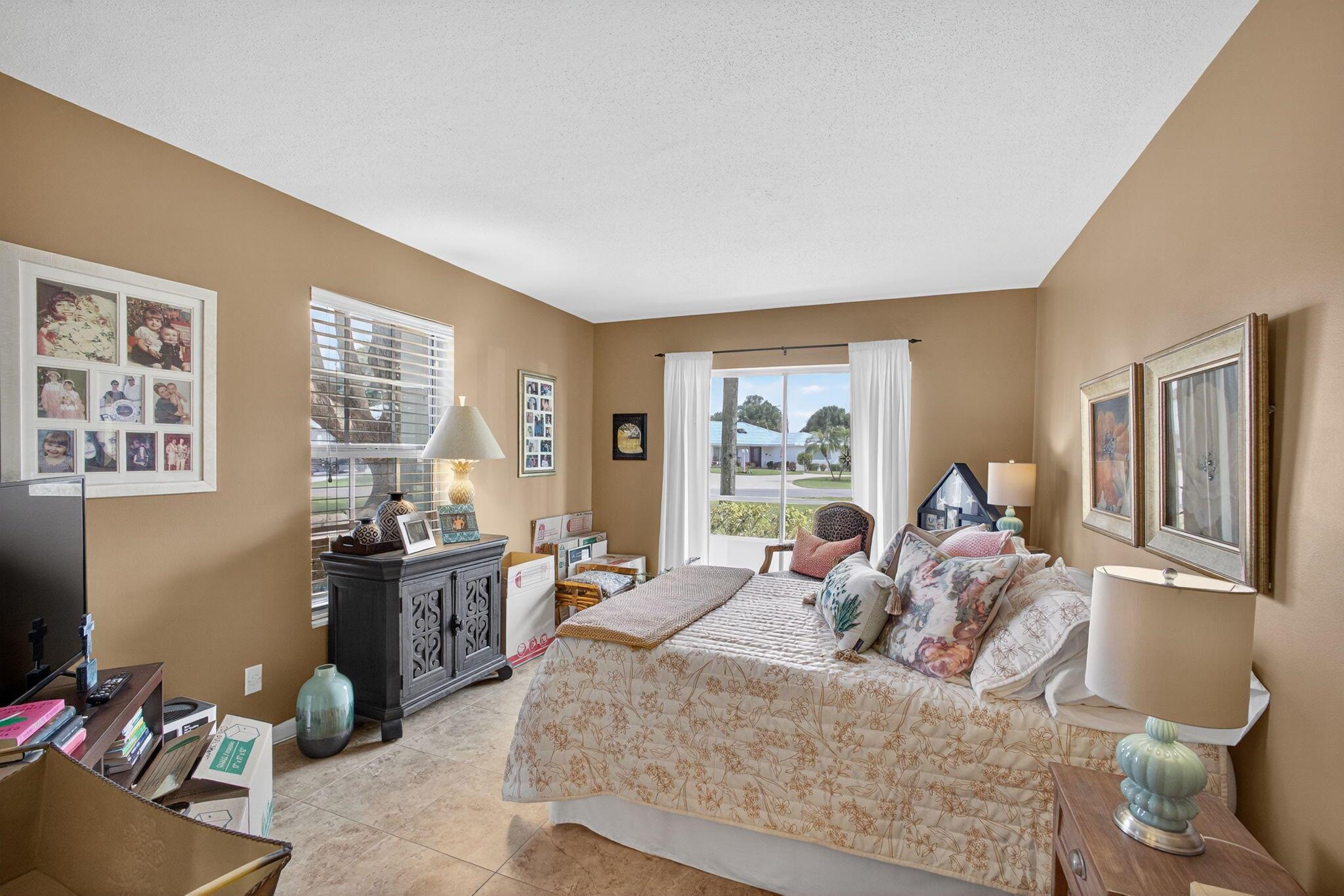 TAMBERLANE 3 CONDO - Residential