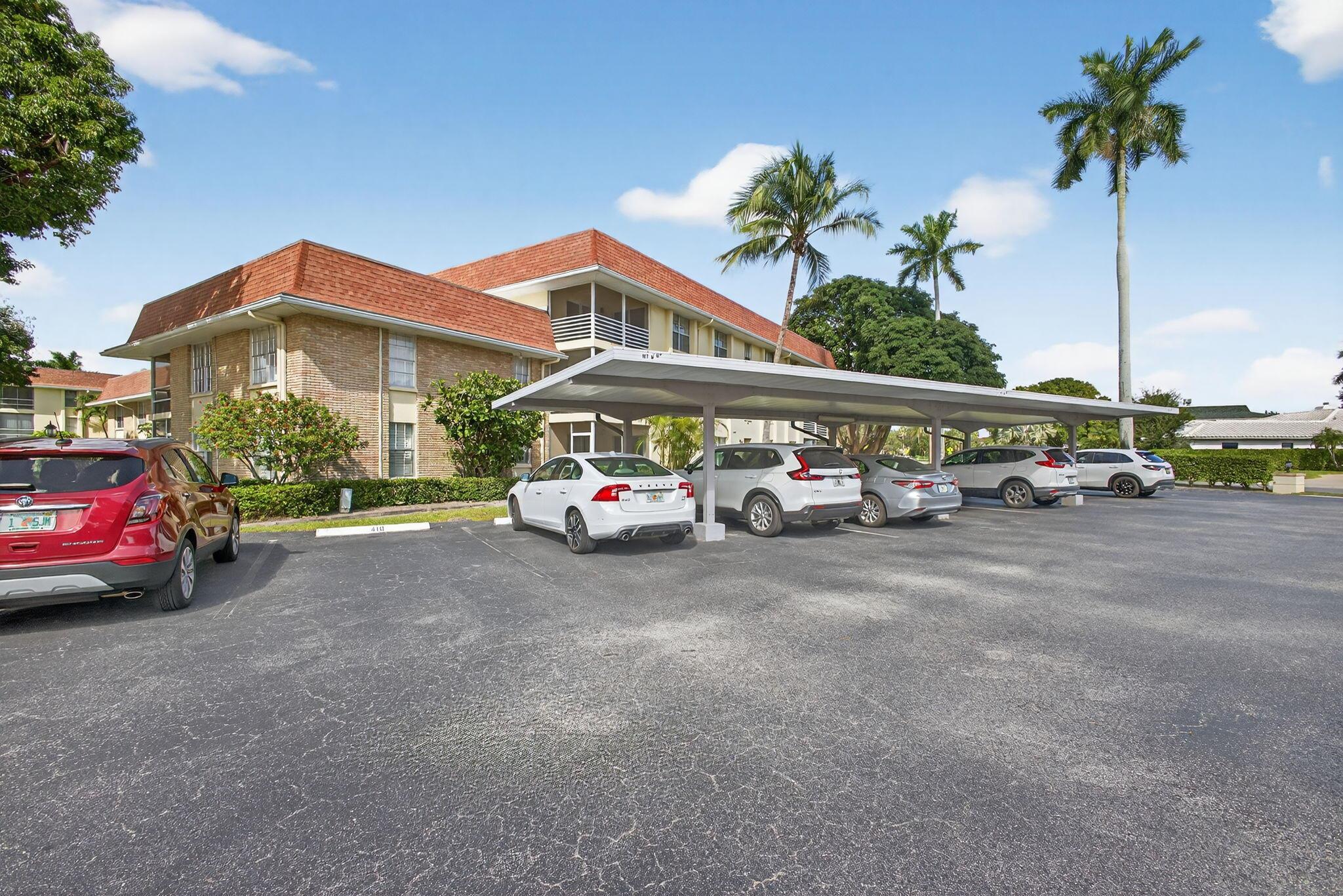 TAMBERLANE 3 CONDO - Residential