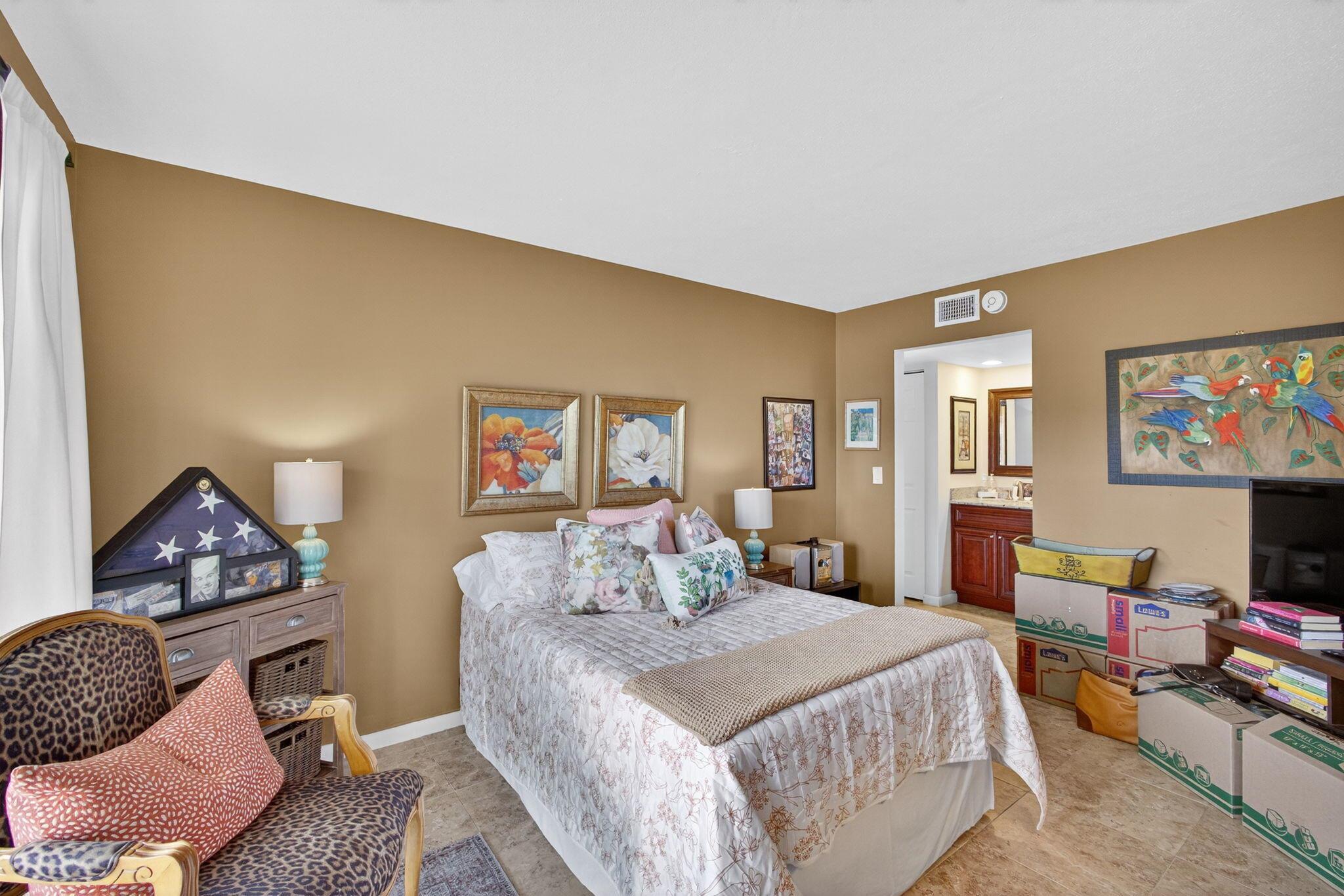 TAMBERLANE 3 CONDO - Residential