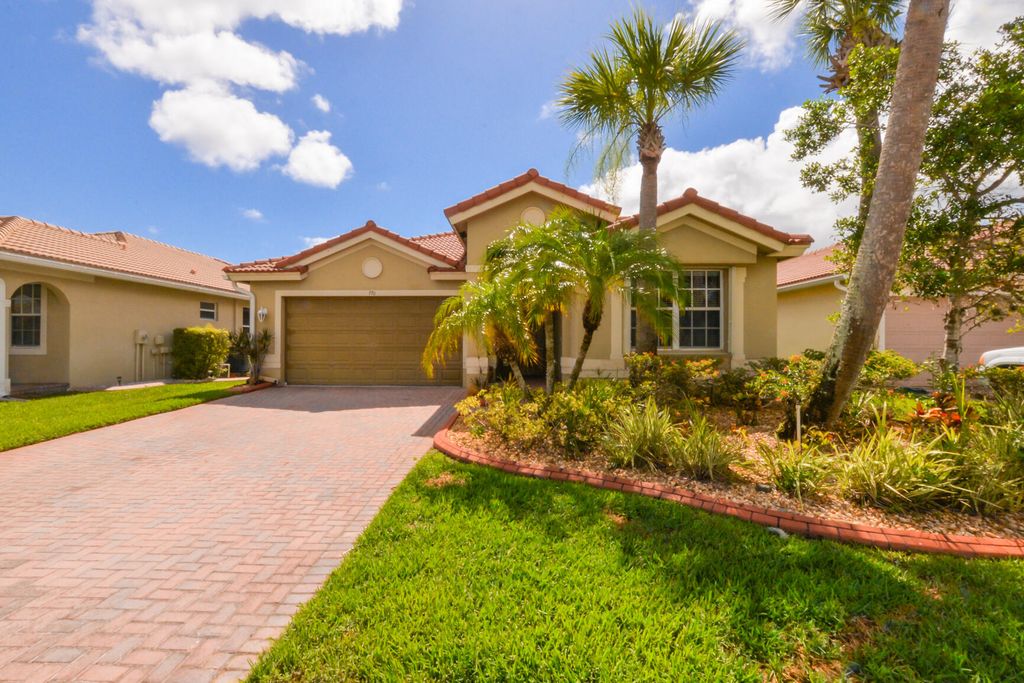 Photo of 770 Bent Creek Drive, Fort Pierce, FL 34947 (MLS # R10805290)