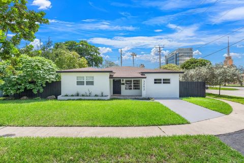 3262 Pierce Street Hollywood FL 33021