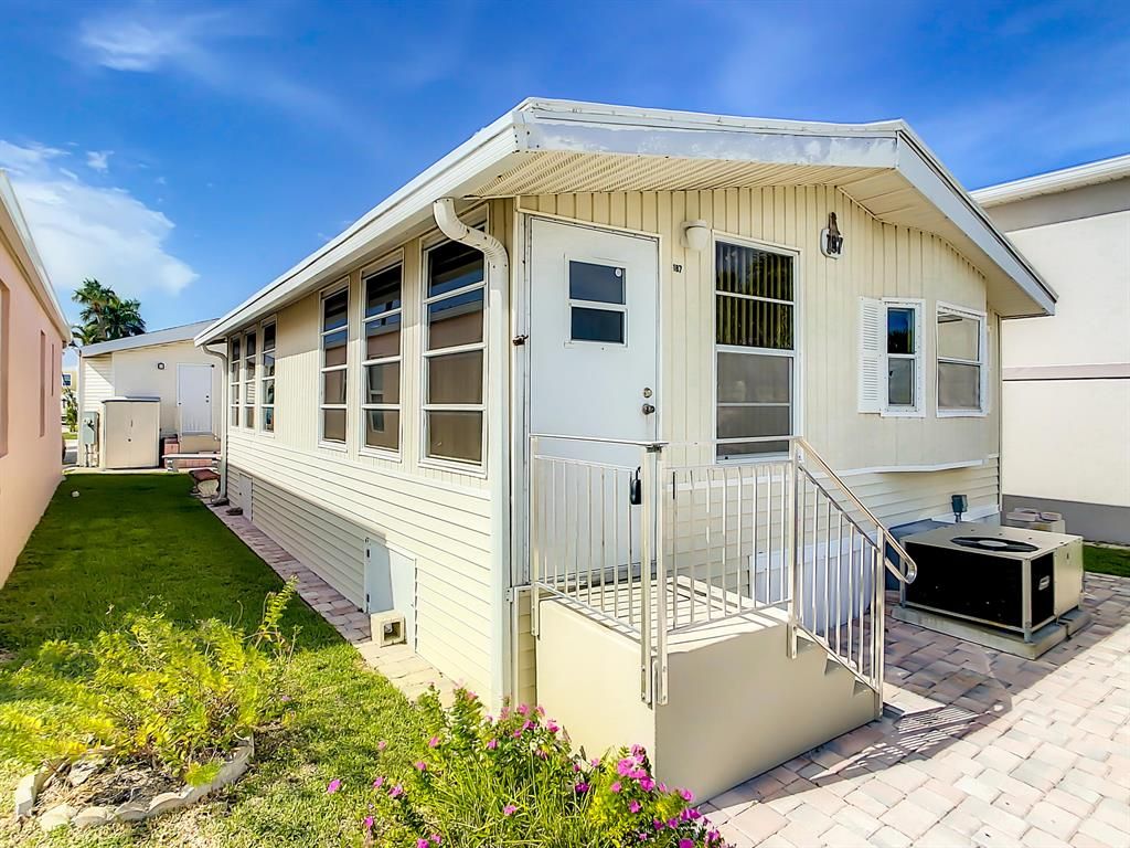 Photo of 10725 S Ocean Drive Dr #187, Jensen Beach, FL 34957 (MLS # R10827865)